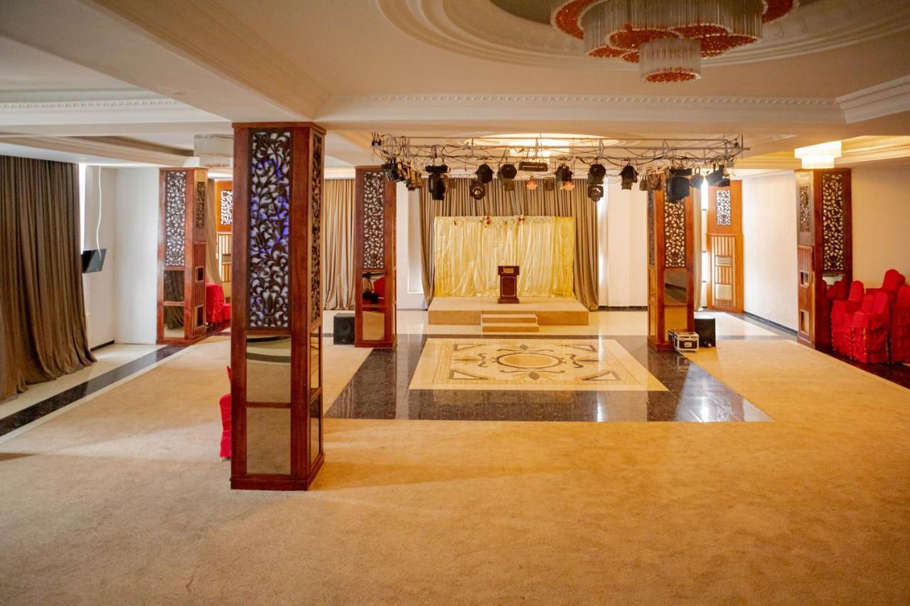Hotel Hibiscus Louis Libreville Eksteriør billede