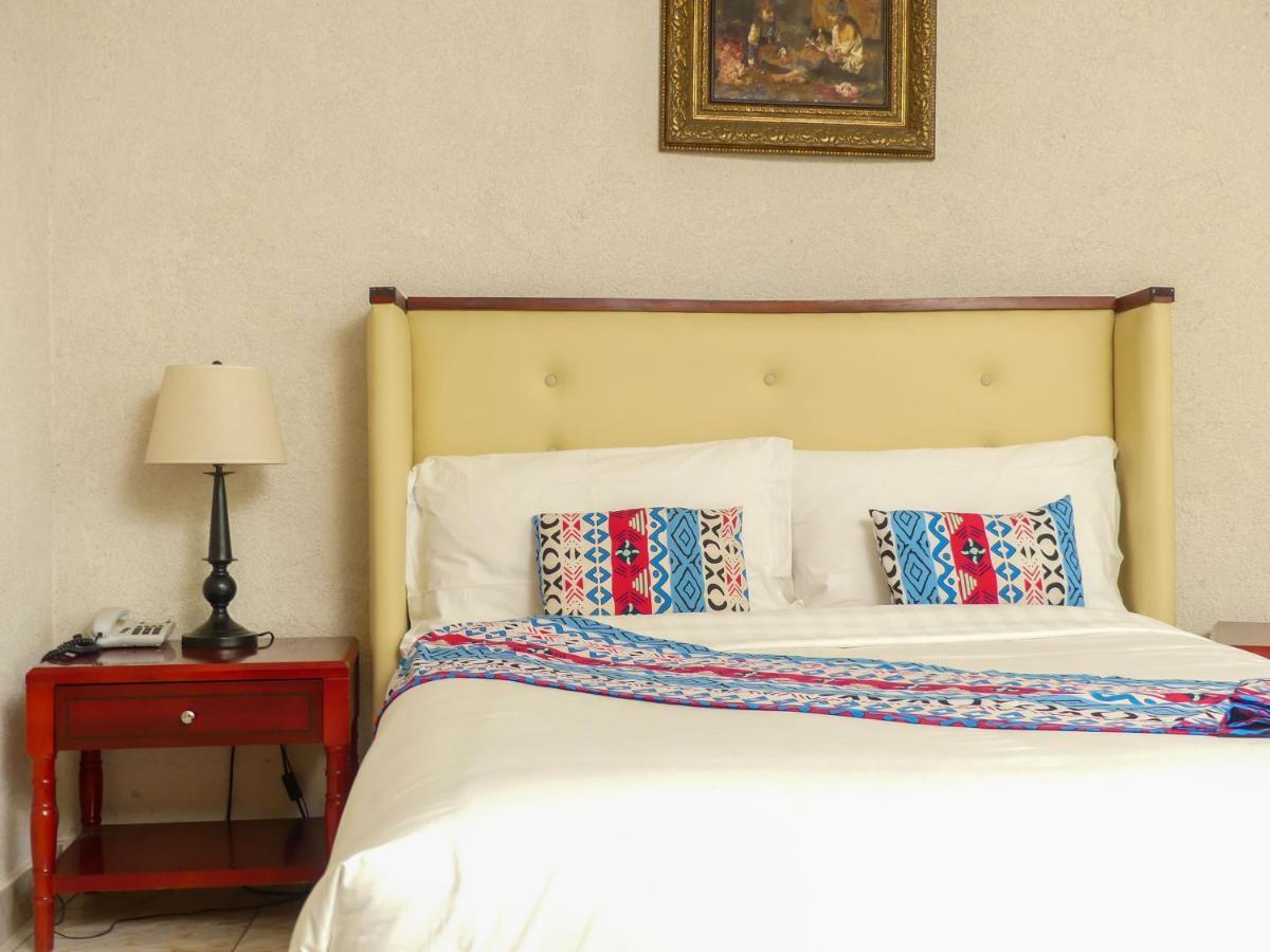Hotel Hibiscus Louis Libreville Eksteriør billede